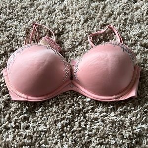VS Very Sexy Strapless bra